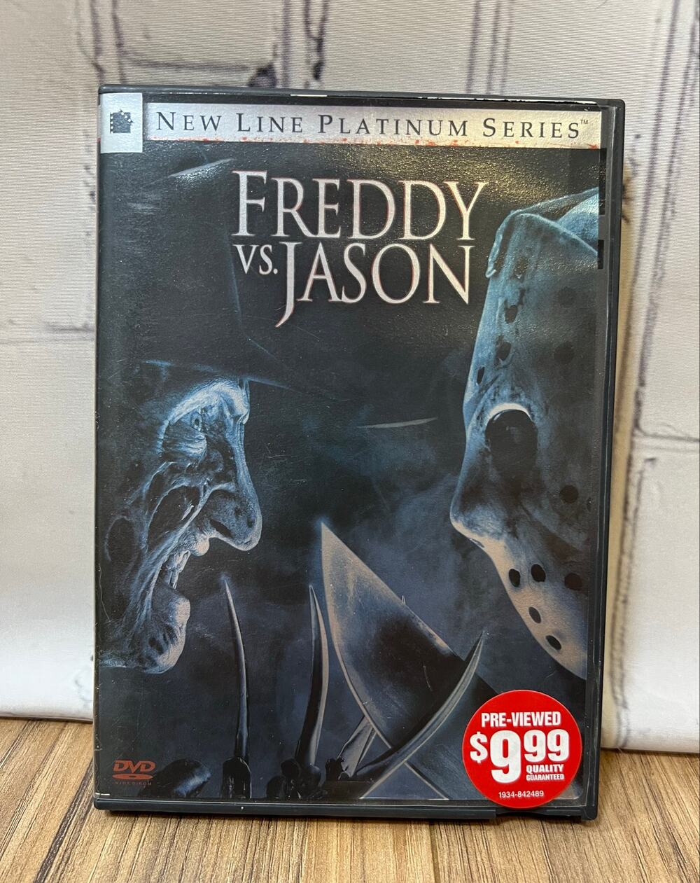Freddy vs Jason 2 Disc DVD New Line Platinum Series Blockbuster Rental 2004